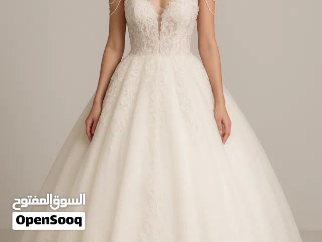 للبيع فستان زفاف فاخر جدا بسعر مغري  Luxury Wedding Dress for Sale