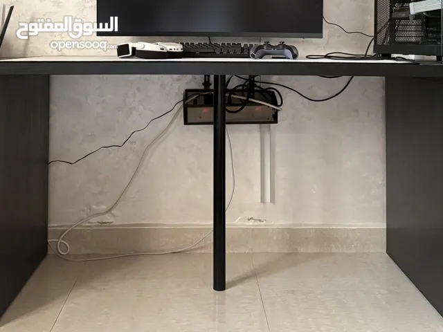 Other Chairs & Desks in Sharjah
