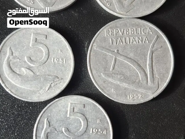 عملات إيطالي قديمه متنوعه عدد 48 للبيع بسعر 10 دنانير أردني للكل.