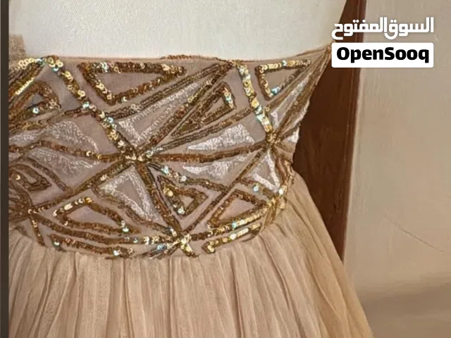 فساتين سهرة