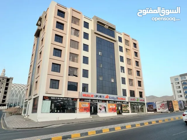 معرض للايجار في بوشر