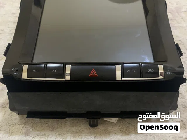 شاشه سيارة استيشن لاندكروزر للبيع