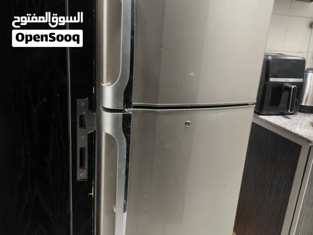 Toshiba 320L refrigerator for sale