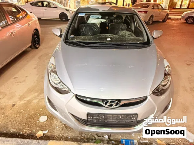 هوانداي افانتي 2012