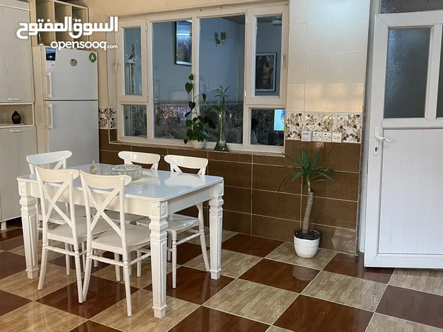 خانوو 100 م دوو قات به 360$