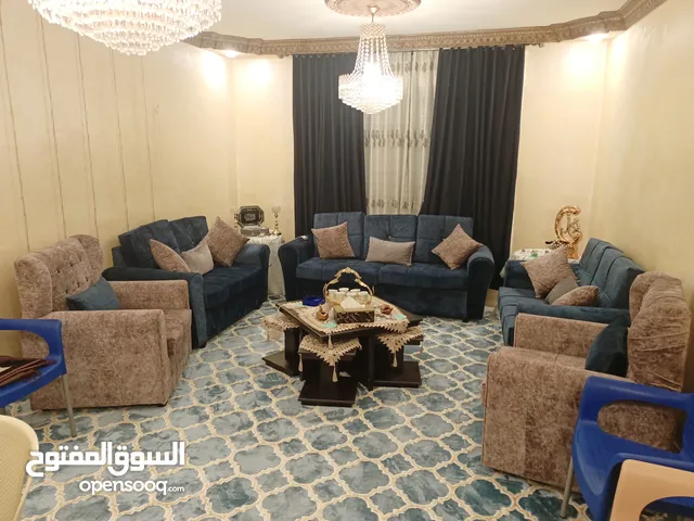 غرفه ضيوف تفصيل 9 مقاعد للبيع مع سجاده و البراري