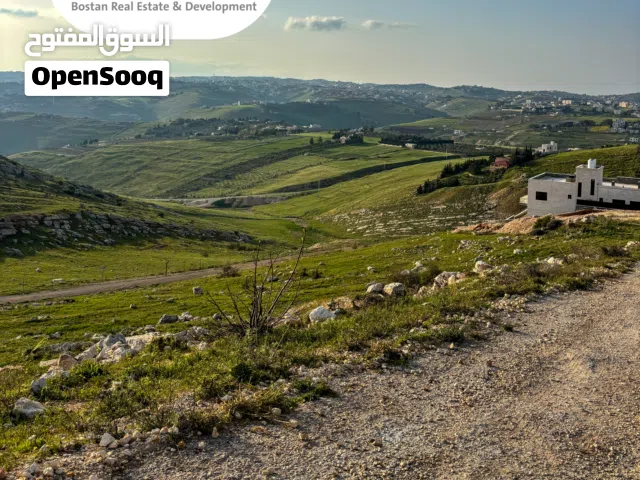 أرض للبيع الفحيص ابو طارة مطلة على شارع السرو السلط / 500 متر سكن ج