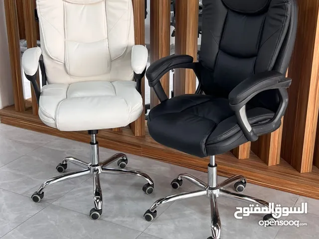 لجلسة مدير مميزة و فرنالك كرسي مدير بأعلى جودة اسفنج مضغوط جلد طبقتين جك ايطالي كفالة حقيقيه