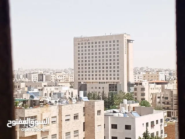 شقة 171 م في منطقة خلدا بالقرب من مدارس الدر المنثور 78 ألف دينار