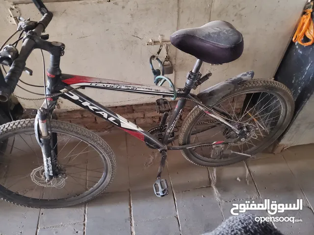 إعلان بيع دراجة جبلية ممتازة (MTB) النوع: دراجة جبلية (Mountain Bike - MTB) الطراز/الموديل: LEA
