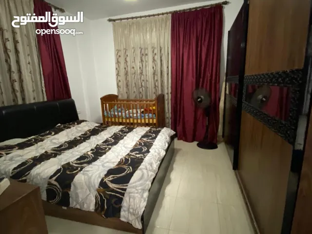 130 m2 4 Bedrooms Apartments for Sale in Zarqa Jabal Tareq