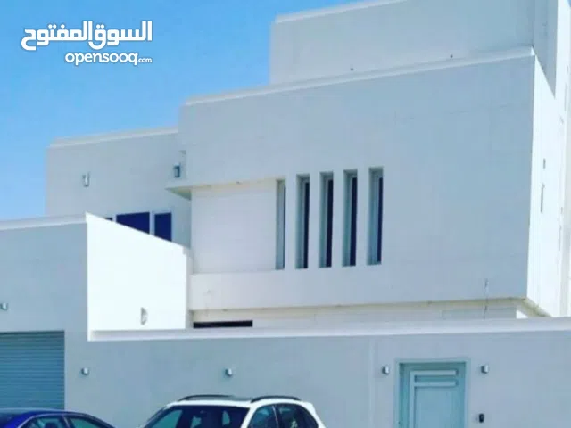 115 m2 3 Bedrooms Apartments for Rent in Muscat Seeb