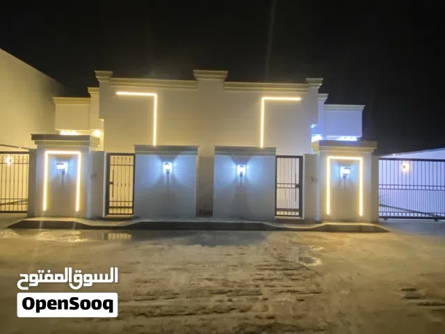 زوز فيلات للبيع في عين زارة الكحيلي