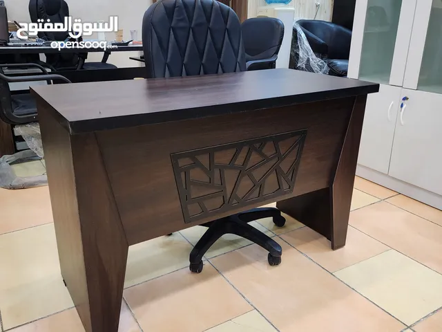 مكتب 120سم مع كرسي شبك شامل التوصيل والتركيب مع درجين معلقات زرفيل اول درج اللون حسب الطلب