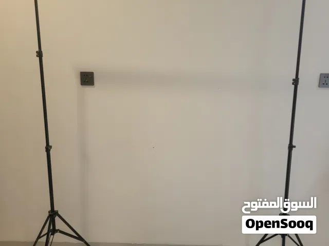 حاملة باك كراوند ...حاملة إضاءة لصناعة محتوى ..وإضاءة ملونة