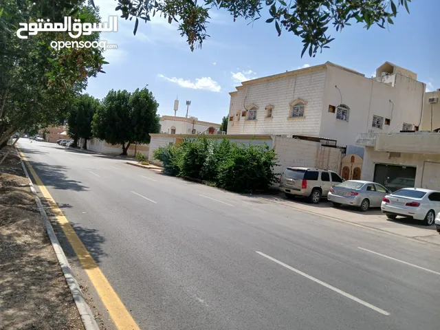 525m2 More than 6 bedrooms Villa for Sale in Al Riyadh Mansoura