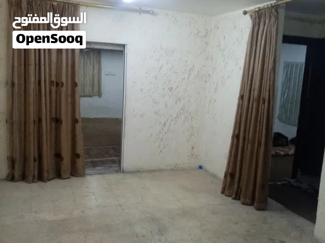 100 m2 3 Bedrooms Apartments for Sale in Zarqa Al Zarqa Al Jadeedeh