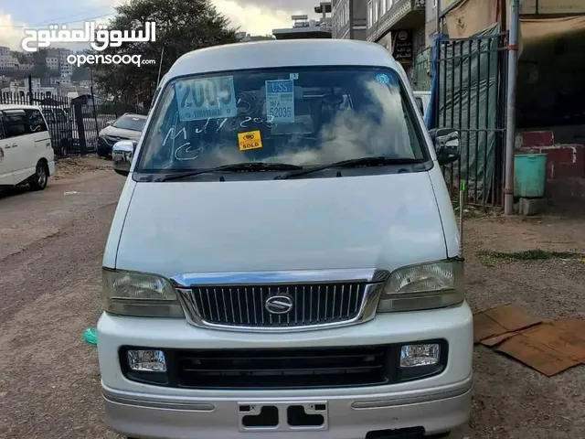 Used Suzuki Carry in Al Hudaydah