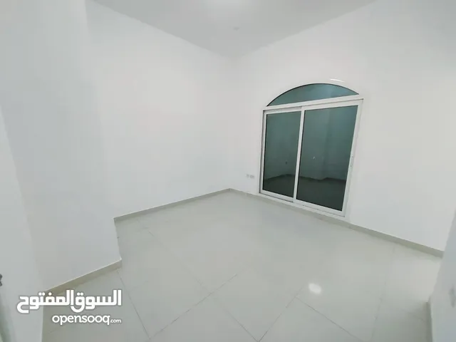 غرفه وصاله مع بلكونه في جنوب الشامخه الرياض