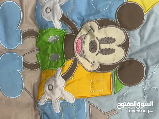 لحاف أطفال جديد لم يستخدم من قبل سنتربويت