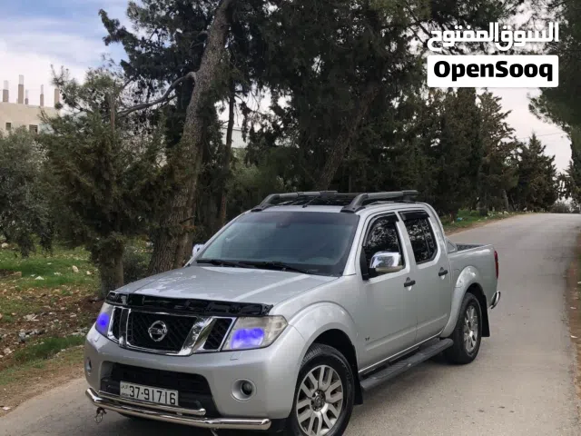 2012, نيسان, نافارا, LE