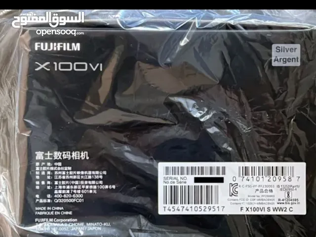 NEW FUJIFULN X100VI DIGITAL CAMERA