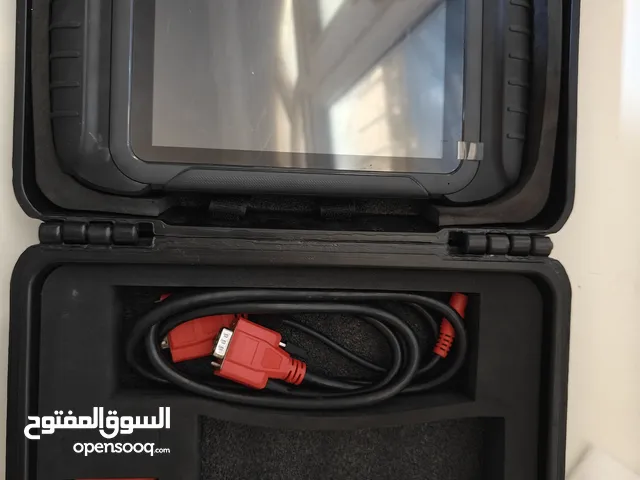 جهاز كشف اعطال XTOOL 2024 شبه جديد مع اجهزة اخرى