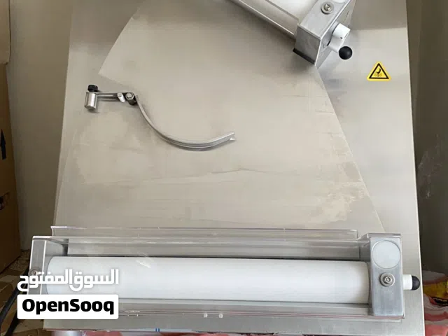 فراده العجين لتحضير الخبز