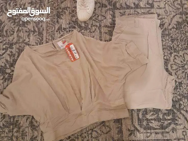 Others Tops - Shirts in Tripoli