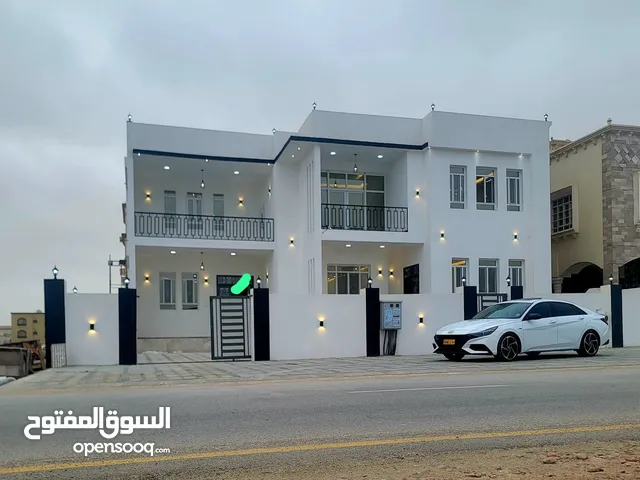 680 m2 More than 6 bedrooms Townhouse for Sale in Dhofar Salala