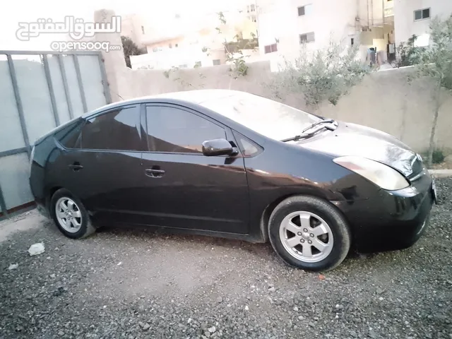 Used Toyota Prius in Zarqa