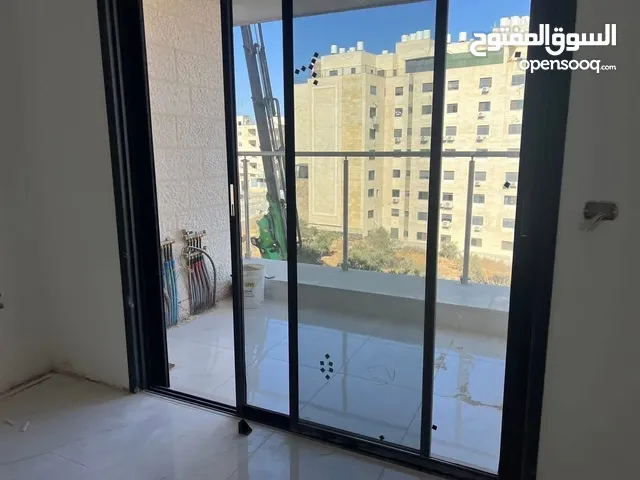 شقه البيع في البيره في سطح مرحبا قرب مسجد الخلفاء