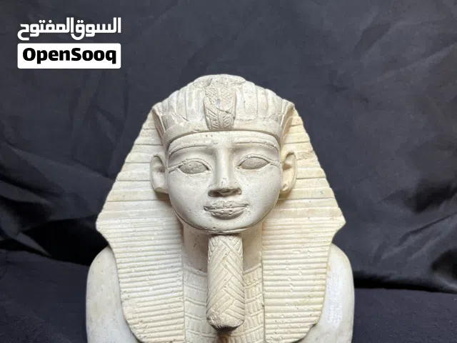 تمثال فرعوني