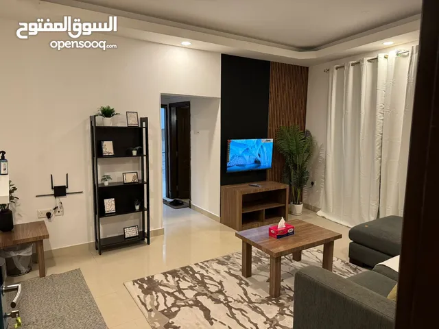 90 m2 2 Bedrooms Apartments for Rent in Muscat Ghubrah