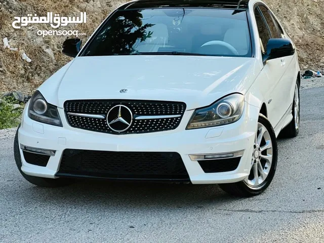 New Mercedes Benz C-Class in Hebron