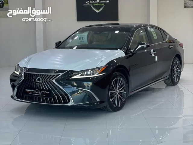 Lexus ES 2023 in Al Batinah