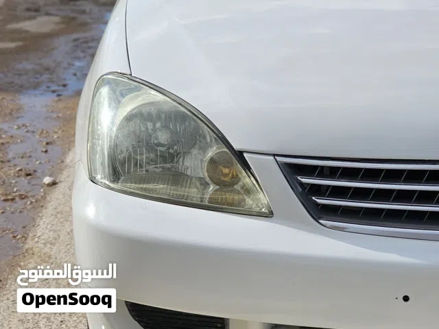 2011 ميتسوبيشي لانسر GLX