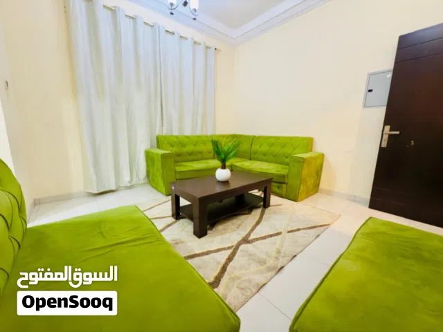 F1/غرفة وصالة منطقة الروضة ايجار شهري مفروش وشامل الفواتير والانترنت والصيانة مع حمامين وبلكون