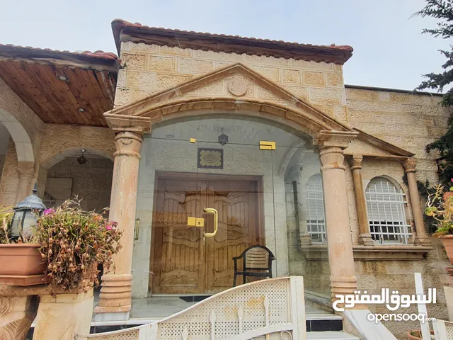 400 m2 4 Bedrooms Townhouse for Sale in Amman Jubaiha