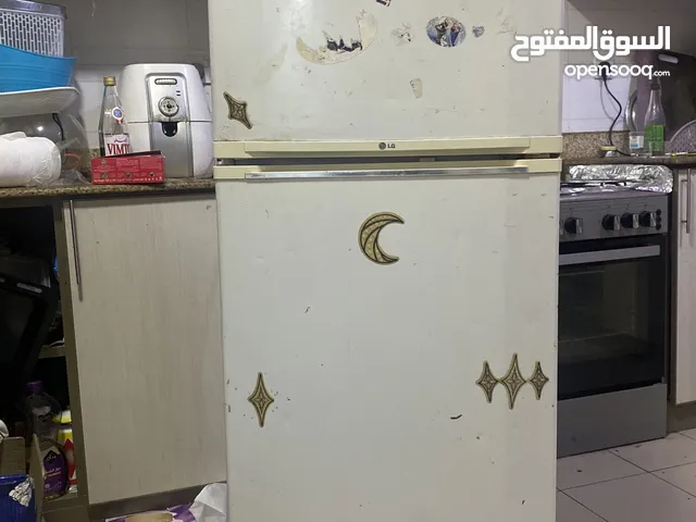 ثلاجه للبيع
