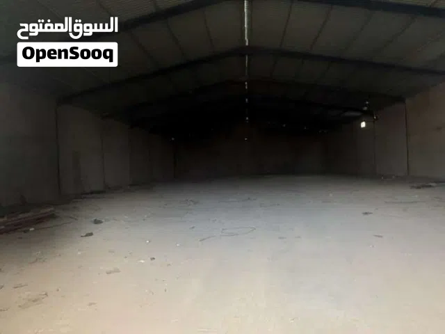 هنجر للايجار في طريق الهواري - النواقيه بعد مقبرة مقابل شركة احفاد مختار