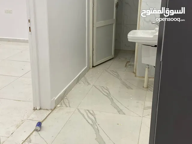 700m2 3 Bedrooms Apartments for Rent in Al Riyadh Jenadriyah