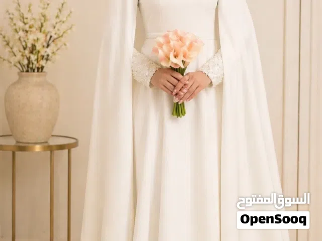فستان كتب كتاب او خطوبة للبيع