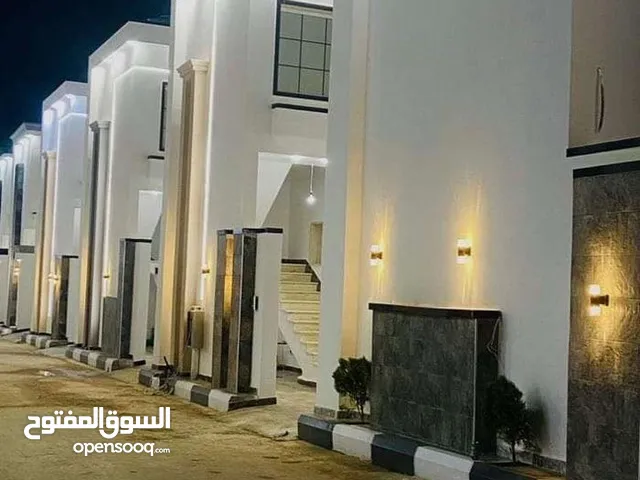 140 m2 3 Bedrooms Townhouse for Sale in Tripoli Ain Zara