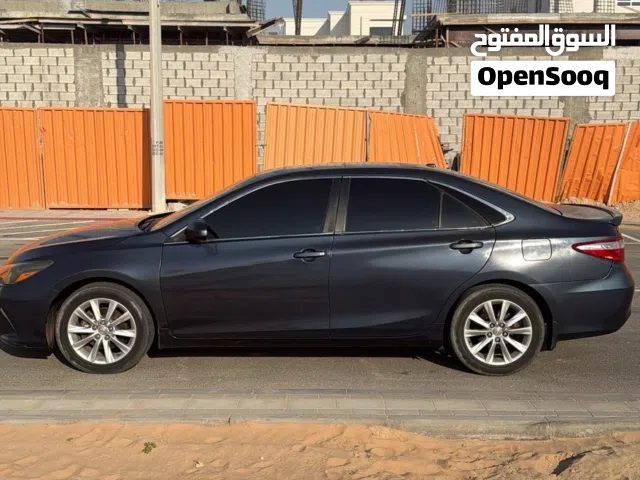 2016 تويوتا كامري LE