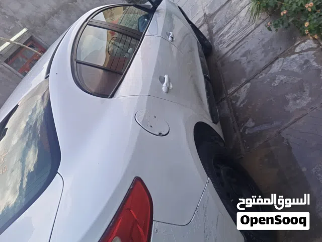 رينو للبيع فلاونس موديل 2013