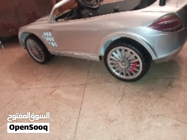 سيارة اطفال للبيع بدون شحن  بيع مستعجل