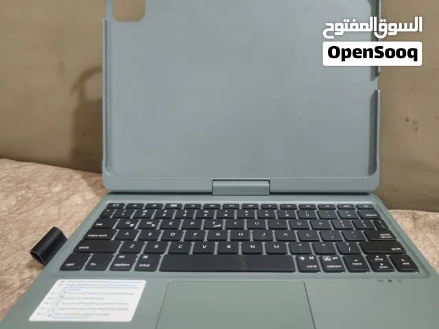 گفر ايباد  مدمج مع كيبورد اصلي بالة