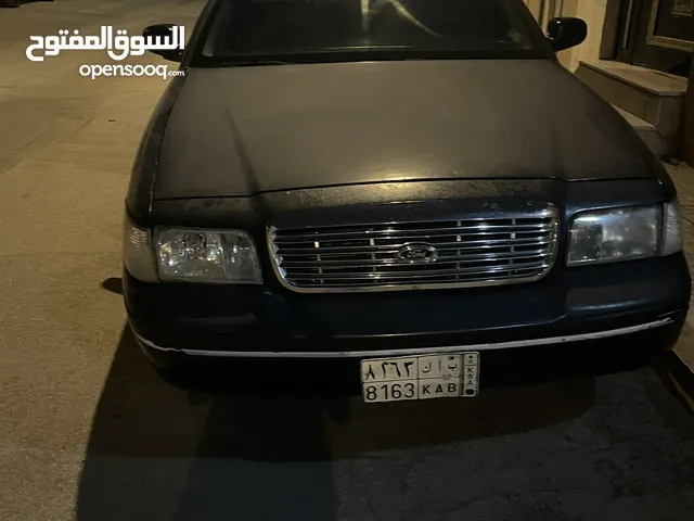 Used Ford Crown Victoria in Al Riyadh