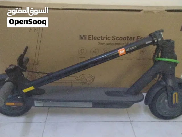 اسكوتر من شاومي مستعمل مده شهر واحد من mi السعر 750حالت الاسكوتر رائعة